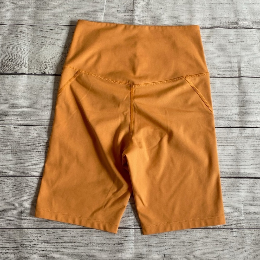 Girlfriend Collective Orange Bike Shorts Athletic Athleisure - Picture 3 of 4